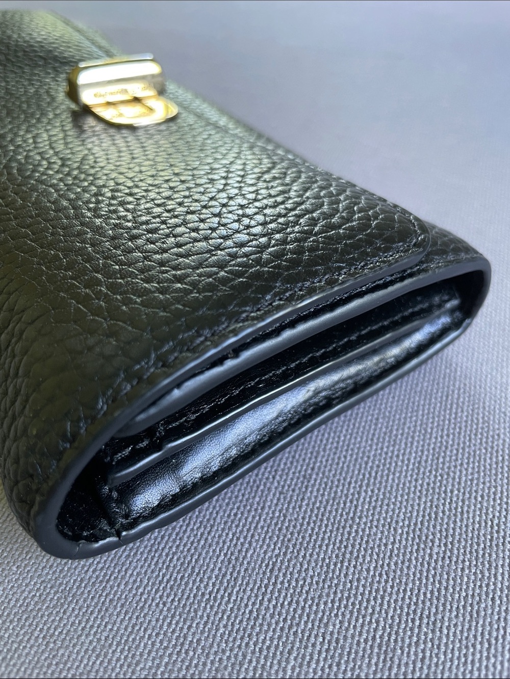 Michael Kors Sullivan Turn-lock Wallet - Picture 5 of 8